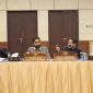 Gubernur Aceh, Muzakir Manaf, di dampingi wakil Gubernur Aceh Fadhlullah SE, Sekda Aceh M. Nasir S.IP, MPA beserta Ketua DPRA, Wakil Ketua & anggota DPRA melakukan Rapat Koordinasi Konsultasi & Pertimbangan DPRA terhadap perubahan Undang-undang No. 11 Tahun 2006 Tentang Pemerintahan Aceh, di Aula Badan Penghubung Pemerintah Aceh, Jakarta, Minggu, (24/5/2026).