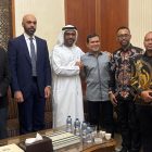 Wakil Gubernur Aceh Fadhlullah  silaturahmi dengan Duta Besar Uni Emirat Arab untuk Indonesia, Abdulla Salem Al-Dhaheri, di Kedutaan Besar UEA, Jakarta, Senin (25/5/2026).