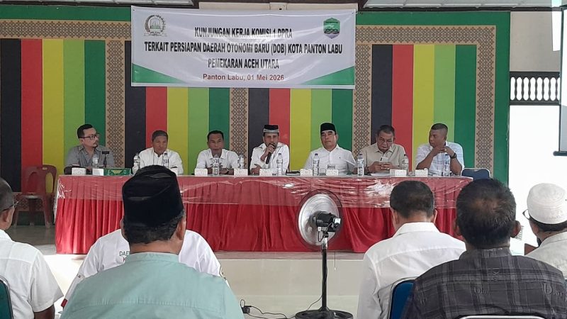 Ketua Komisi I DPRA, Tgk. H. Muharuddin, S.Sos.I, MM, yang memimpin langsung  rombongan dan didampingi Wakil Ketua Rusyidi Mukhtar, S.Sos, Sekretaris Komisi I Arif Fadillah, S.I.Kom, M.M, serta anggota Drs. H. Taufiq, M.M dan Ir. Iskandar, kunjungan kerja ke Kecamatan Tanah Jambo Aye, Aceh Utara, pada Jumat (1/5/2026).