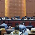 Ketua DPRA Zulfadhli bersama jajaran pimpinan legislatif se-Aceh mengikuti Rapat Koordinasi Pencegahan Korupsi bersama KPK-RI di Gedung Utama DPRA, Banda Aceh, Selasa (19/5/2026)