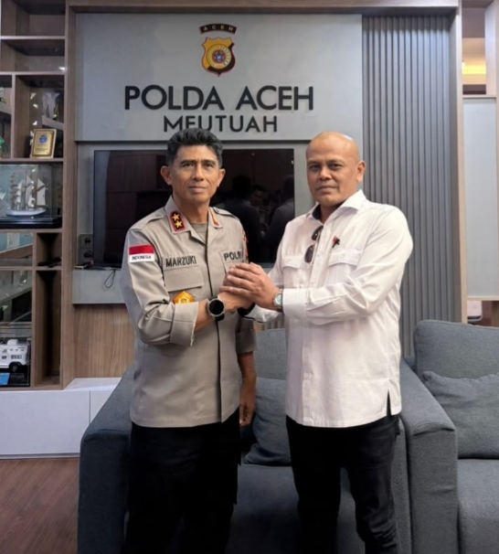 Ketua PSI Aceh, T Rival Amiruddin, melakukan kunjungan silaturahmi dengan Kapolda Aceh, Marzuki Ali Basyah, di Polda Aceh pada Selasa (2/6/2026)