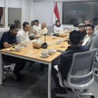 Gubernur Mualem dengan Kepala SKK Migas Djoko Siswanto berlangsung di kantor SKK Migas, Jakarta, Rabu malam (10/6/2026).