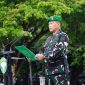 Brigadir Jenderal TNI Heri Purwanto, S.E., mewakili Panglima Kodam Iskandar Muda (Pangdam IM), Mayor Jenderal TNI Joko Hadi Susilo, S.I.P., bertindak sebagai Inspektur Upacara pada pelaksanaan Upacara Bendera Bulanan yang berlangsung di Lapangan Blang Padang, Kota Banda Aceh, Rabu (17/6/2026)