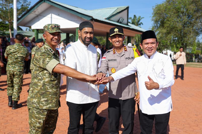 Gebernur dan wali gebernur aceh bersama kapolda dan  pangdam im