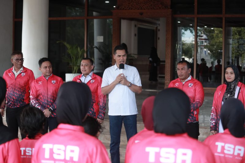Sekda) Aceh, M. Nasir, secara resmi melepas kontingen Taekwondo Setda Aceh (TSA) menuju Sumatera Utara dalam rangka mengikuti National Taekwondo Championship 2026. Acara pelepasan tersebut berlangsung di Lobi Utama Sekretariat Daerah Aceh, Rabu (24/6/2026).