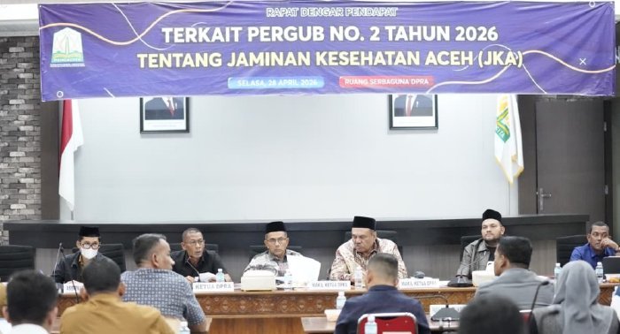 Ketua DPRA dan selanjutnya dipimpin oleh unsur Badan Legislasi DPRA guna mendalami berbagai masukan yang berkembang selama forum berlangsung,di ruang serba guna DPRA Selasa, (28/4/2026)