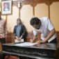 Mualem yang didampingi Sekretaris Daerah (Sekda) Aceh M Nasir Syamaun rapat Forum Koordinasi Pimpinan Daerah (Forkopimda) Aceh yang digelar di ruang rapat Gubernur Aceh, Kamis (23/7/2026).