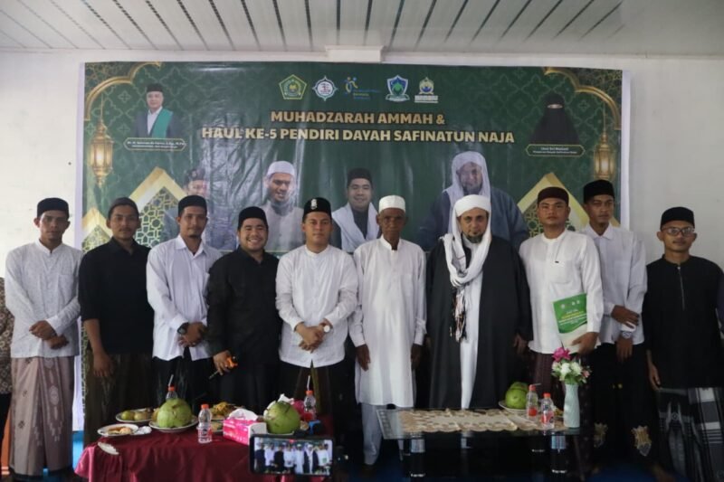 Tgk Ridwandi, Dayah Safinatun Naja Kabupaten Nagan Raya resmi menjalin kerja sama pendidikan dengan Universitas Al-Wasatiyah Republik Yaman, yang dihadiri oleh Ketua Majelis Amanah Universitas Al-Wasatiyyah Republik Yaman, Al Syaikh Al Habib Raqib Al-Atos di Dayah Safinatun Naja, Sabtu (25/07/2026).