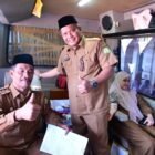 Wakil Bupati Aceh Besar Drs Syukri A Jalil melakukan tes kesehatan sebelum donor darah pada puncak Peringatan Hari Anak Nasional ke 42 & HARGANAS KE-33, di Kantor Bupati, Kota Jantho, Senin (27/07/2026).