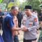 Irjen Pol. Ruddi Setiawan, S.I.K., S.H., M.H., bersama Pangdam Iskandar Muda Mayjen TNI Joko Hadi Susilo, S.I.P., melaksanakan takziah ke rumah duka almarhum Pratu Galuh Nugraha di Desa Perkebunan Julok Rayeuk Utara, Kecamatan Indra Makmur, Kabupaten Aceh Timur, Minggu (26/7/2026).