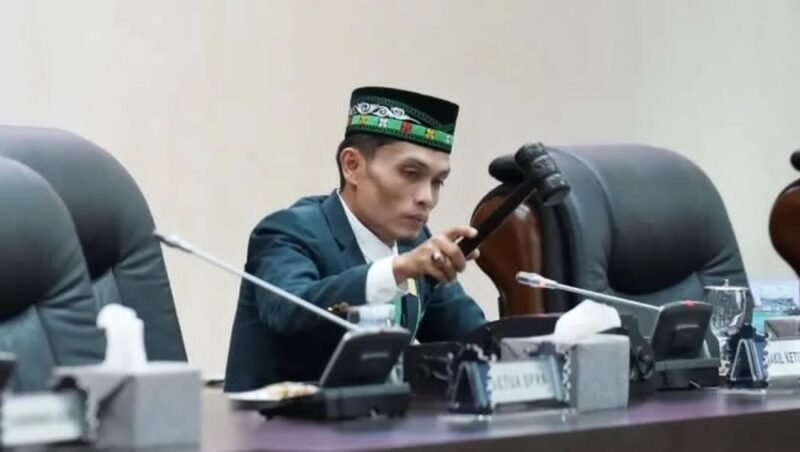 Wakil Ketua Dewan Perwakilan Rakyat Aceh (DPRA), Salihin, S.H