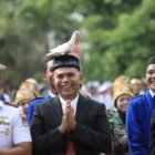 Kepala Dinas Pendidikan Aceh, Murtalamuddin, S.Pd., M.S.P., mengimbau seluruh insan pendidikan untuk menjadikan momen ini sebagai pijakan evaluasi dan perbaikan mutu pengabdian secara menyeluruh. pada Rabu (2/9/2026)