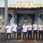 Ketua SMSI Aceh Besar Zulfikar, S.Pd., bersama jajaran pengurus saat melakukan audiensi dengan Kepala Rutan Kelas IIB Jantho Hery Anggara, A.Md.IP., S.H., M.Si., Rabu (16/9/2026). Foto: (SMSI Aceh Besar).