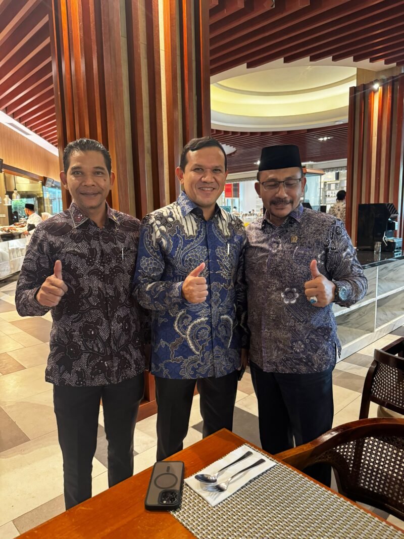 Wakil gubernur Aceh Fadhlullah Rapat Anggota DPD RI Subwilayah Barat I yang membahas isu-isu strategis di Pulau Sumatera, di Hotel Wyndham Panbil, Batam, Jumat (11/9/2026).