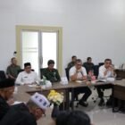 Katibul Wali, Abdullah Hasbullah Aceh menggelar Dialog Pemangku Kepentingan dan Uji Publik Peraturan Wali Nanggroe tentang Konservasi Berbasis Adat, Rabu (23/9/2026), di Aula Sekretariat Lembaga Wali Nanggroe.
