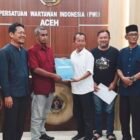 Calon Ketua  (PWI) Aceh periode 2026–2031, Muhammad Saman, secara resmi menyerahkan kembali berkas pendaftaran pencalonannya kepada Steering Committee (SC) Konferensi Provinsi (Konferprov) XIII PWI Aceh. Penyerahan berlangsung di Gedung PWI Aceh, kawasan Simpang Lima, Banda Aceh, Jumat sore (23/10/2026). 