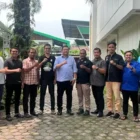 Anggota DPRA, Edi Kamal, bersilaturahmi dengan pengurus Persatuan Wartawan Indonesia (PWI) Kabupaten Nagan Raya di Green Nagan, Kecamatan Kuala, Kamis (15/10/2026).