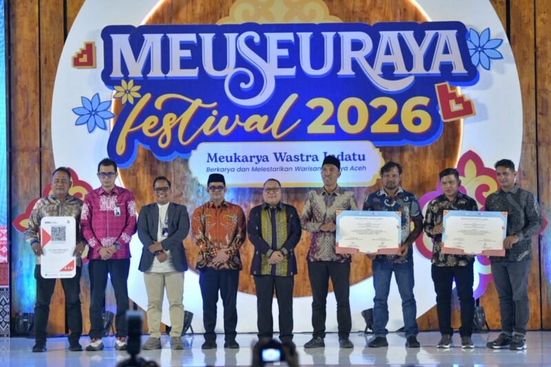 Bank Aceh Syariah bersama BI Provinsi Aceh resmi meluncurkan layanan QRIS Dinamis Soundbox. Peluncuran berlangsung dalam rangkaian Opening Ceremony Meuseuraya Festival 2026 di Balee Meuseuraya Aceh, Banda Aceh, Jumat (23/10/2026).