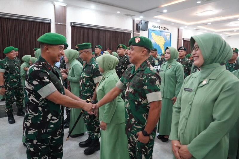 Mayjen TNI Joko Hadi Susilo, S.I.P., menghadiri acara ramah tamah kenaikan pangkat Perwira Menengah (Pamen) Kodam Iskandar Muda periode 1 Oktober 2026, yang berlangsung di Banda Aceh, Kamis (1/10/2026).