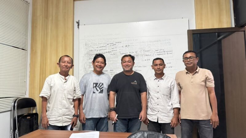 Lima anggota SC Konferprov PWI Aceh 2026.(FOTO dok SC Konferprov PWI Aceh)