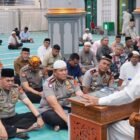 Brigjen Pol. Latif Usman melaksanakan kegiatan Subuh Keliling (Suling) di Masjid Oman Al-Makmur, Banda Aceh, Sabtu, (24/10/2026).