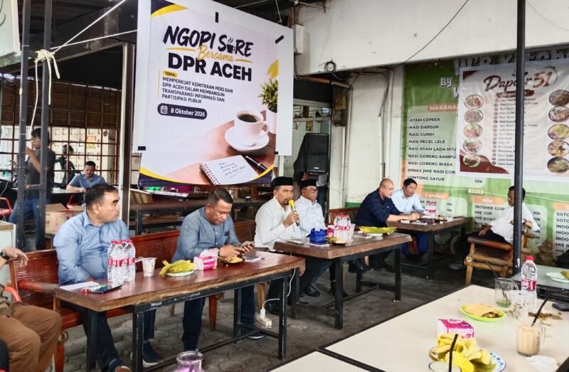 Anggota DPRA dan Insan Pers”, Ngopi Sore
Kamis (8/10/2026) di Banda Aceh.