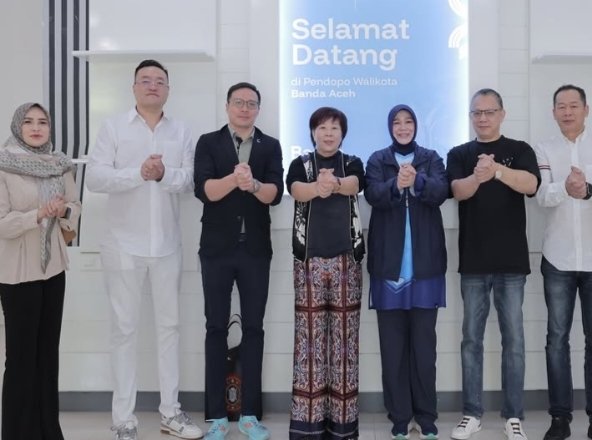 Wali Kota Banda Aceh, Illiza Sa'aduddin Djamal, menerima kunjungan silaturahmi perwakilan PT Situ Seno Nusantara di Pendopo Wali Kota Banda Aceh, Minggu (25/10/2026).